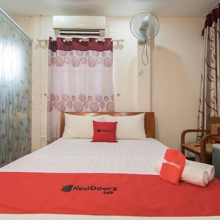 Hotel Reddoorz Near Hanoi Railway Station Extérieur photo