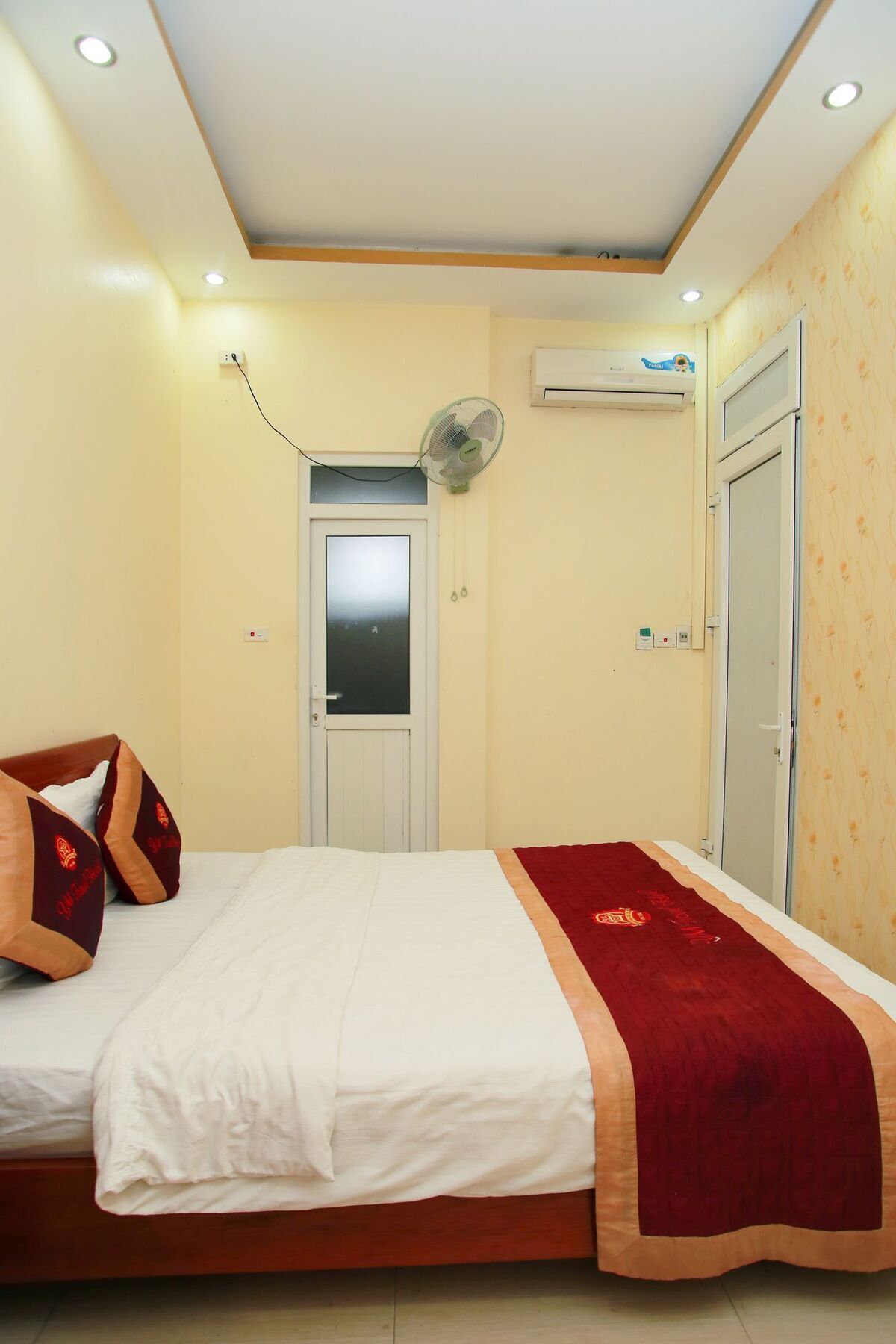 Hotel Reddoorz Near Hanoi Railway Station Extérieur photo