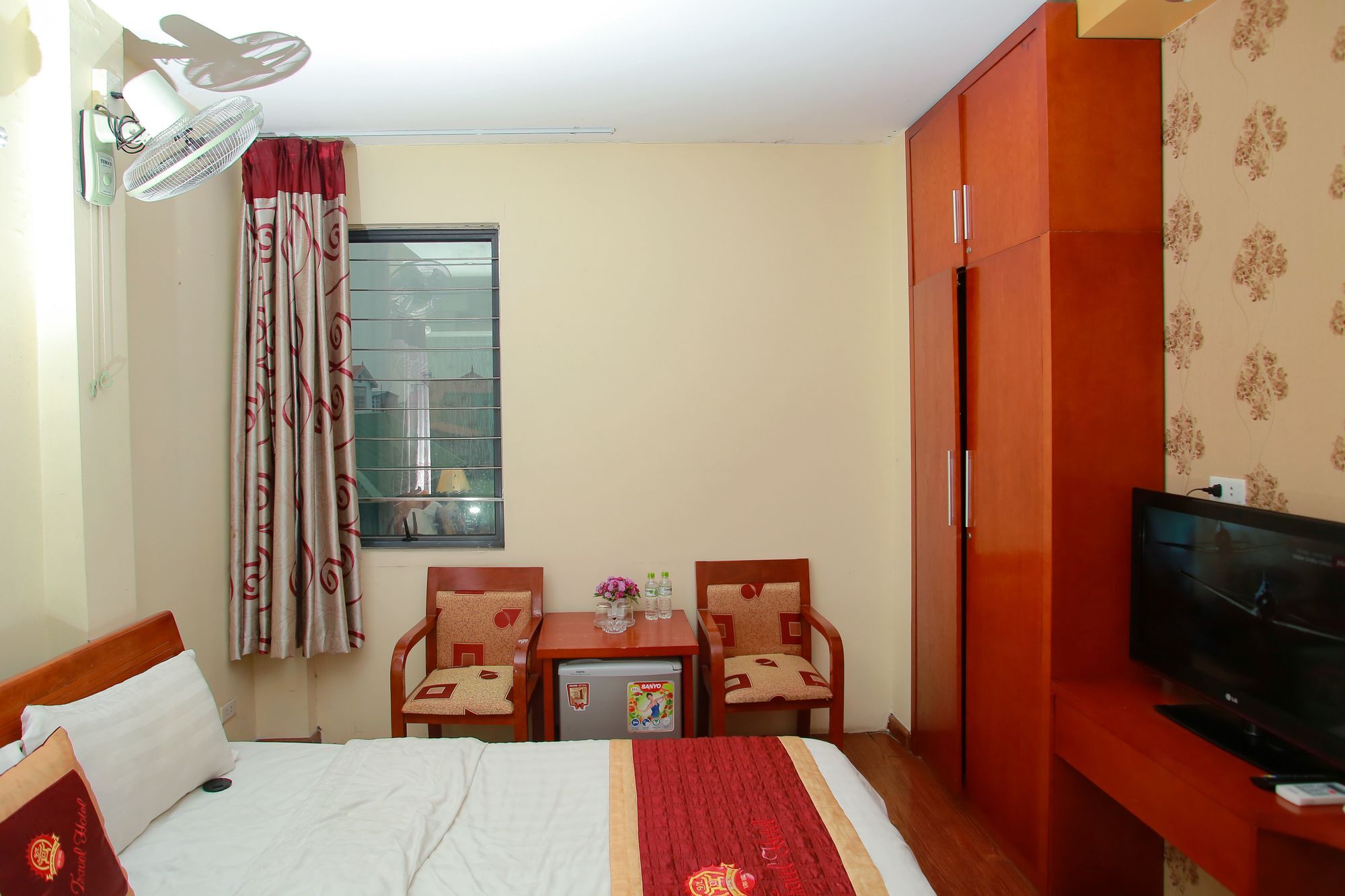 Hotel Reddoorz Near Hanoi Railway Station Extérieur photo