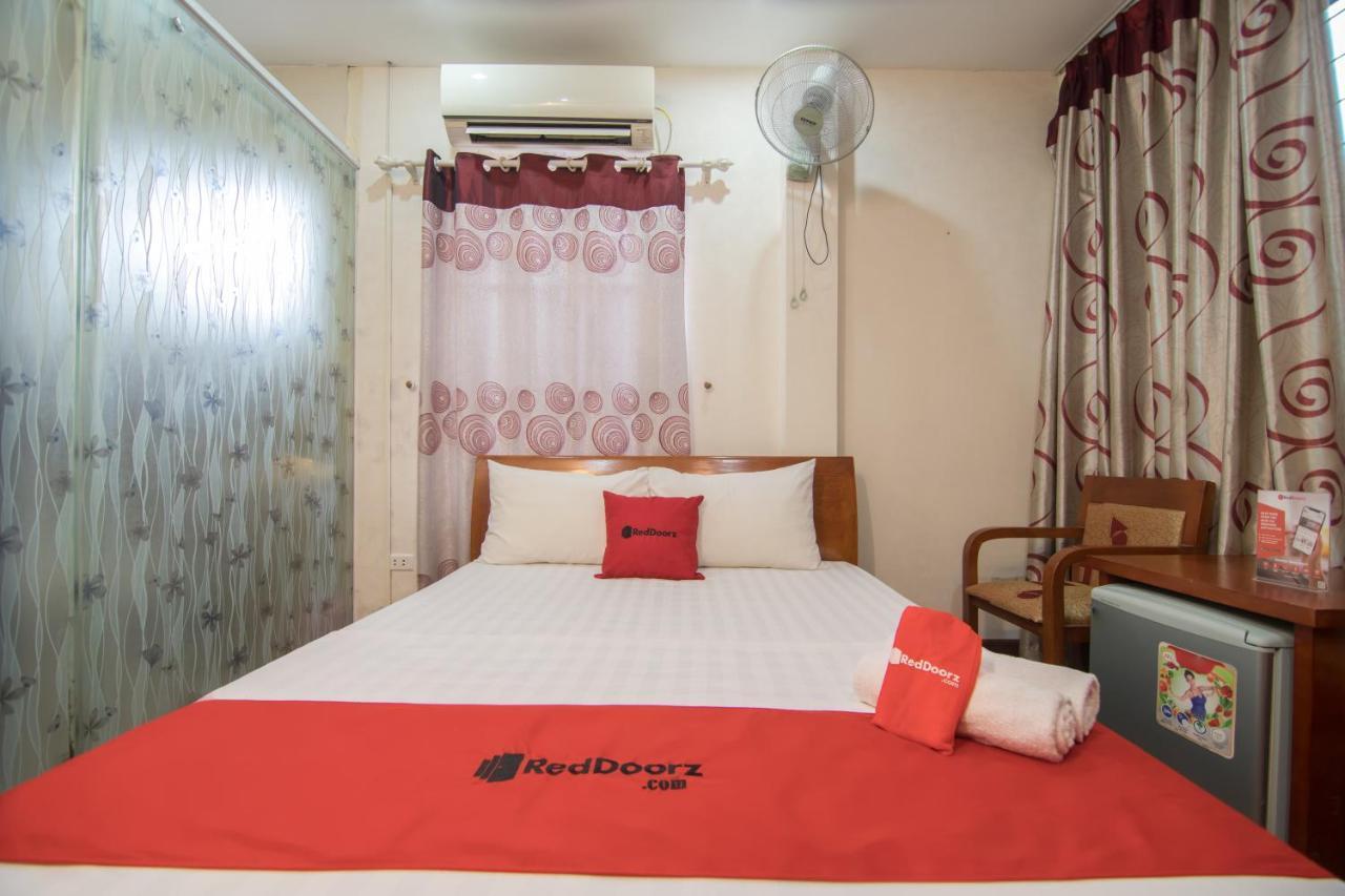 Hotel Reddoorz Near Hanoi Railway Station Extérieur photo